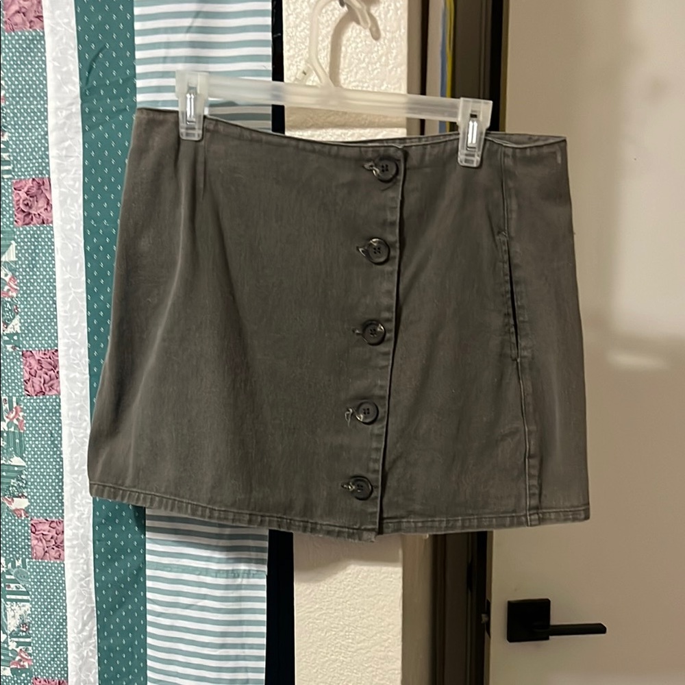 Women's Grey Button-Front Skirt